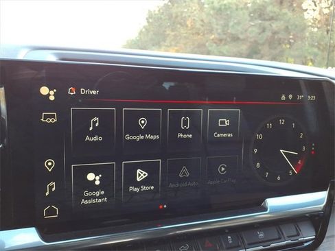 Used 2025 GMC Sierra 1500 SLT image 17