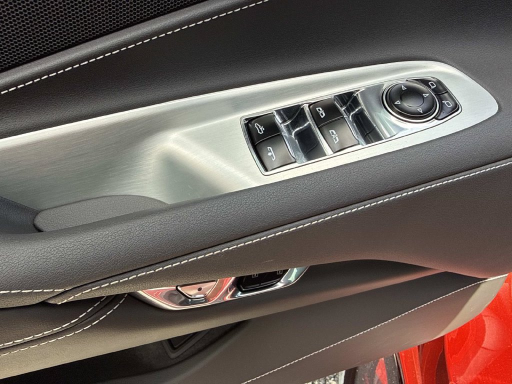 Used 2025 Chevrolet Corvette Z06 RWD image 14