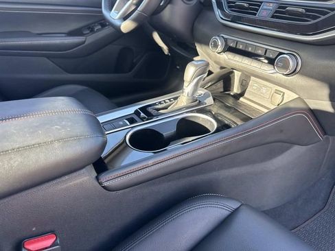 Used 2023 Nissan Altima 2.5 SR w/ SR Premium Package image 25