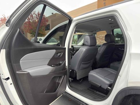 Used 2019 Chevrolet Traverse LT w/ LT Premium Package image 69