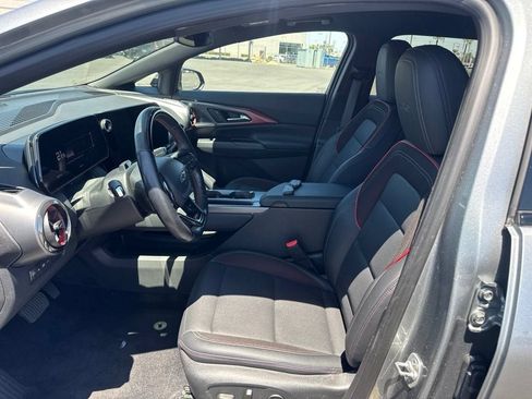 Certified 2024 Chevrolet Equinox EV RS FWD image 48