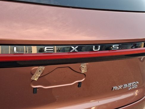 Used 2025 Lexus RX 350h w/ Accessory Package AWD/4WD image 32