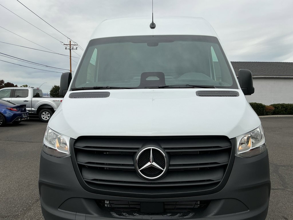 New 2026 Mercedes-Benz Sprinter 2500 image 9