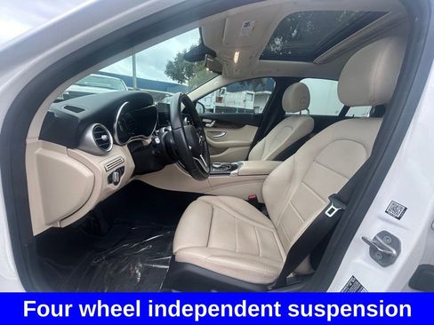Used 2021 Mercedes-Benz C 300 Sedan image 9