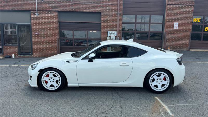 Used 2018 Subaru BRZ Limited w/ Performance Package RWD image 9
