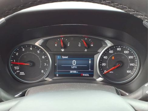 Used 2024 Chevrolet Equinox LT w/ LPO, Floor Liner Package FWD image 27