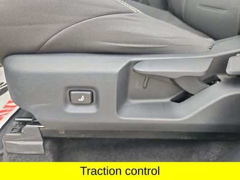 Used 2024 Toyota Tacoma TRD Off-Road AWD/4WD image 19