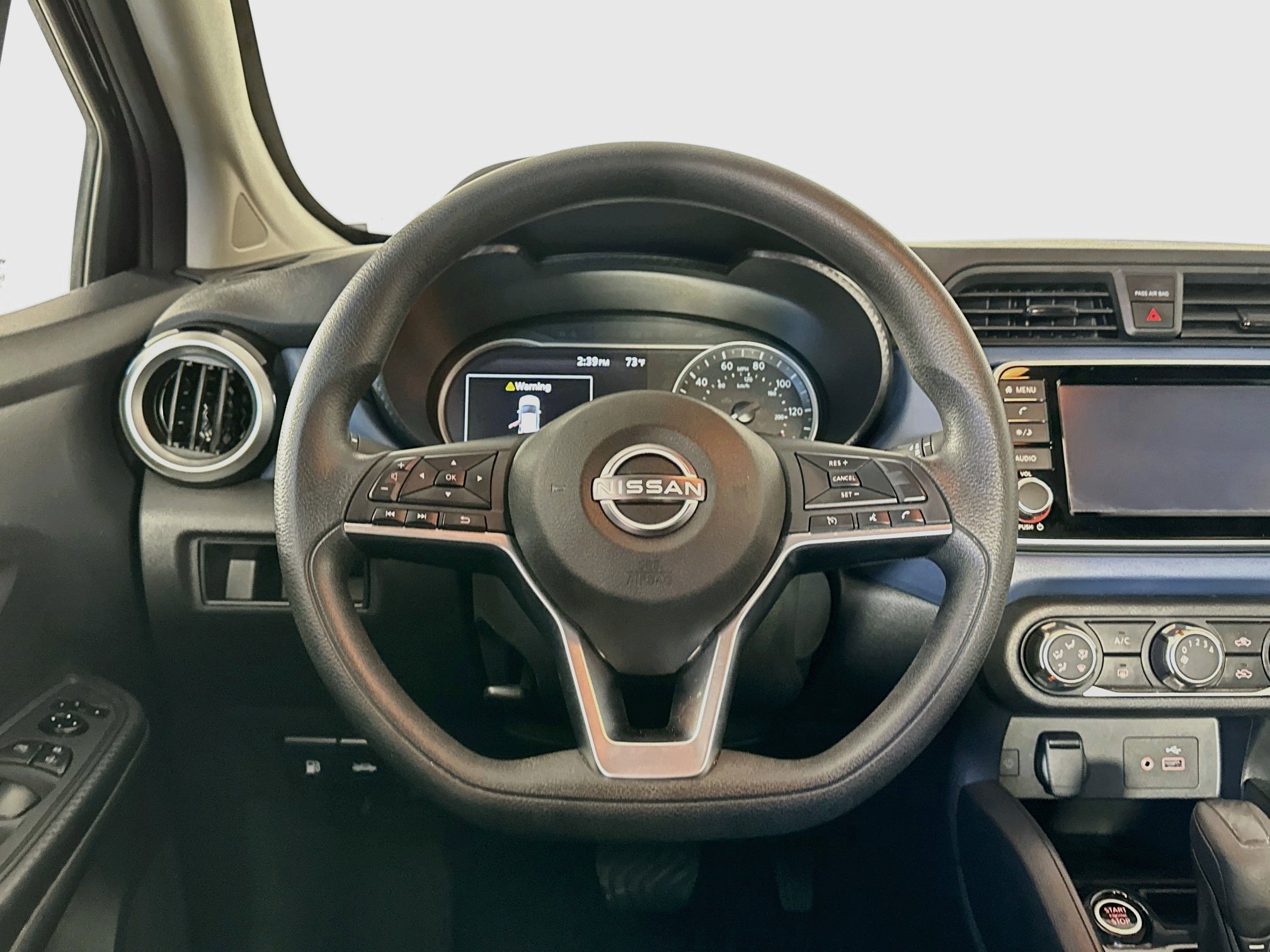 Used 2025 Nissan Versa SV FWD image 18
