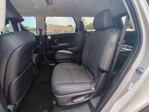 New 2026 Hyundai Palisade SEL Premium FWD image 16
