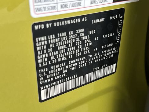 New 2025 Volkswagen ID. Buzz Pro S Plus image 29