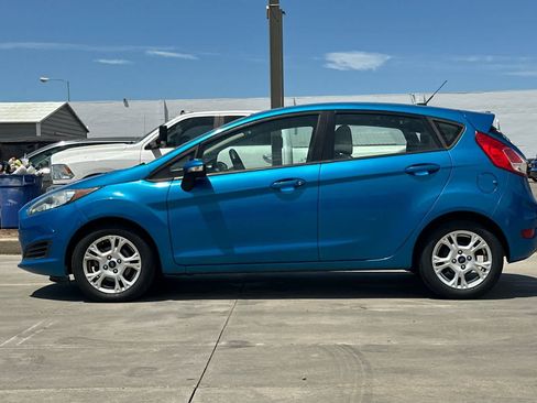 Used 2015 Ford Fiesta SE FWD image 6