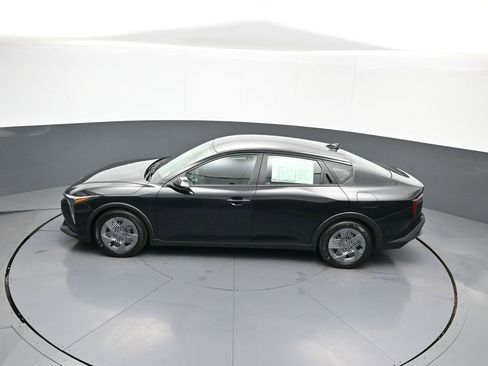 Used 2025 Kia K4 FWD image 40