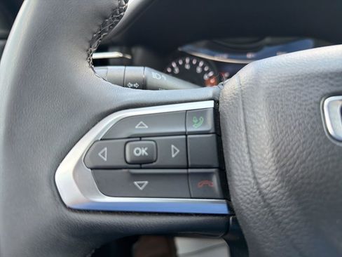 Used 2025 Jeep Compass Limited AWD/4WD image 30