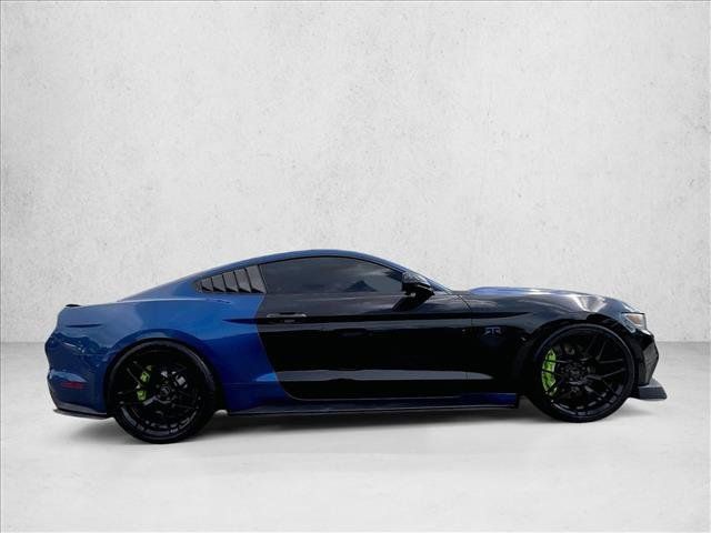 Used 2017 Ford Mustang GT Premium w/ Black Accent Package RWD image 5