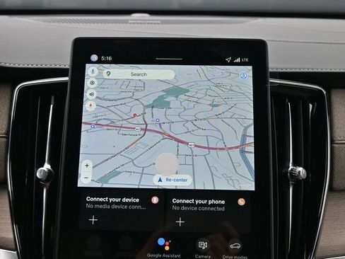 New 2026 Volvo XC90 B6 Plus w/ Protection Package Premier image 15