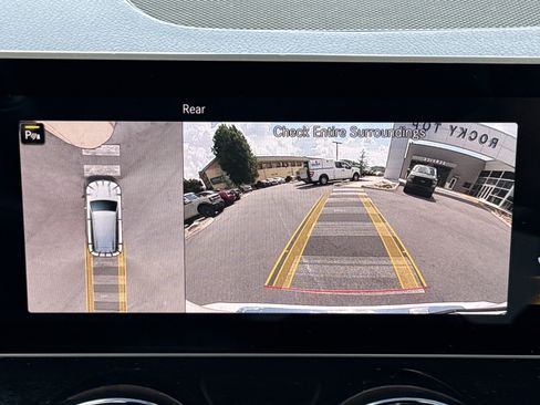 Used 2021 Mercedes-Benz GLB 250 image 29