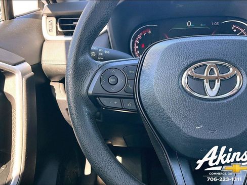 Used 2024 Toyota RAV4 XLE image 9