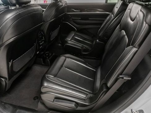 Used 2021 Jeep Grand Cherokee L Limited AWD/4WD image 23