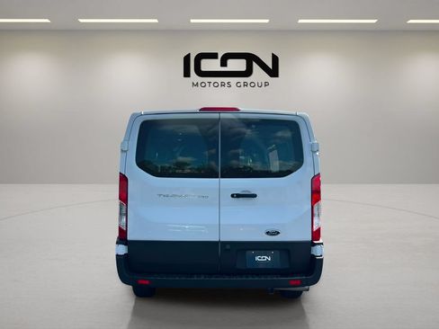 Used 2025 Ford Transit 250 Low Roof w/ Exterior Upgrade Package RWD image 4