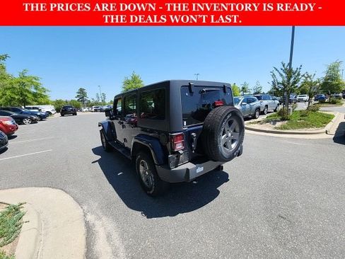 Used 2013 Jeep Wrangler Unlimited Sport AWD/4WD image 12