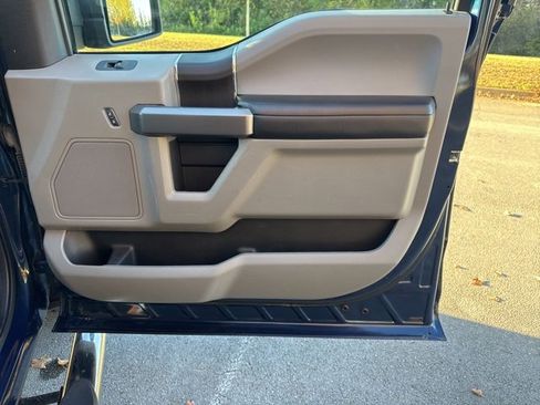 Used 2019 Ford F150 XLT image 9