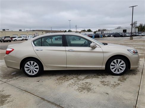 Used 2013 Honda Accord EX-L image 8