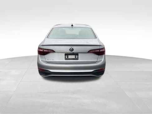 Used 2024 Volkswagen Jetta S image 36