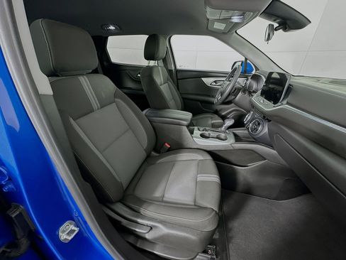 Used 2025 Chevrolet Blazer LT image 28