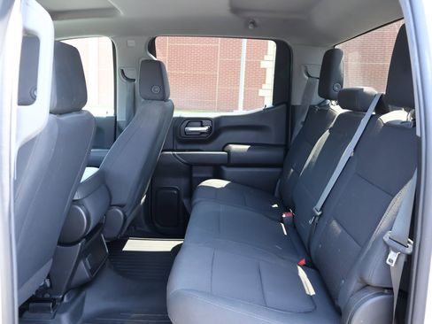 Used 2020 Chevrolet Silverado 1500 Custom Trail Boss AWD/4WD image 18