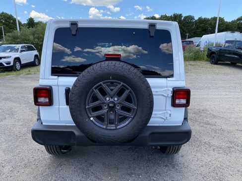 New 2026 Jeep Wrangler Unlimited Sport AWD/4WD image 4