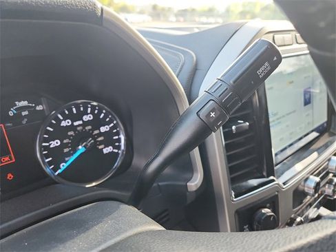 Used 2022 Ford F250 Lariat w/ Lariat Value Package image 27