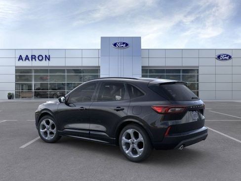 Used 2024 Ford Escape ST-Line w/ Tech Pack #1 image 4