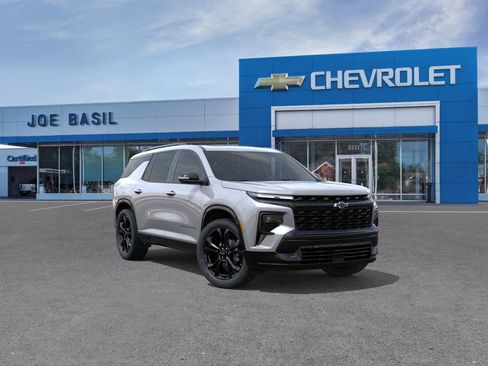 New 2027 Chevrolet Traverse RS AWD/4WD image 1