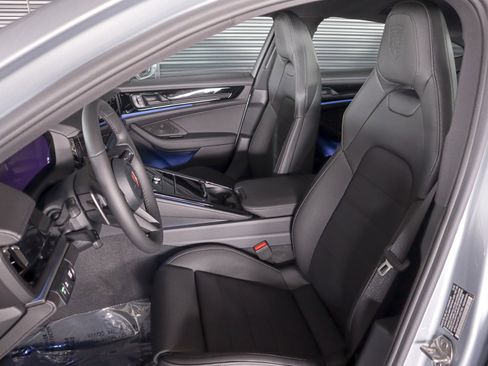 New 2026 Porsche Panamera image 5