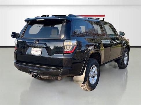 Used 2024 Toyota 4Runner SR5 Premium image 7