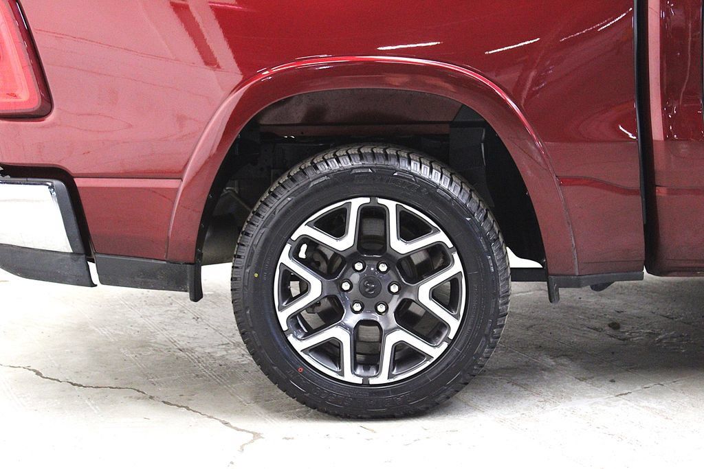 Certified 2026 RAM 1500 Laramie AWD/4WD image 41