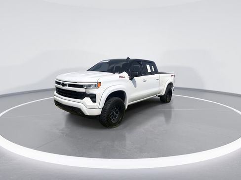 Used 2024 Chevrolet Silverado 1500 RST w/ Z71 Off-Road Package image 4