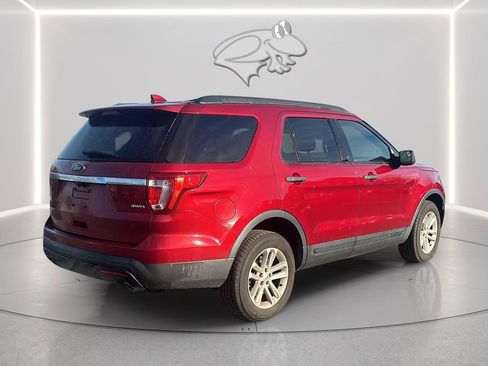 Used 2017 Ford Explorer Base image 5