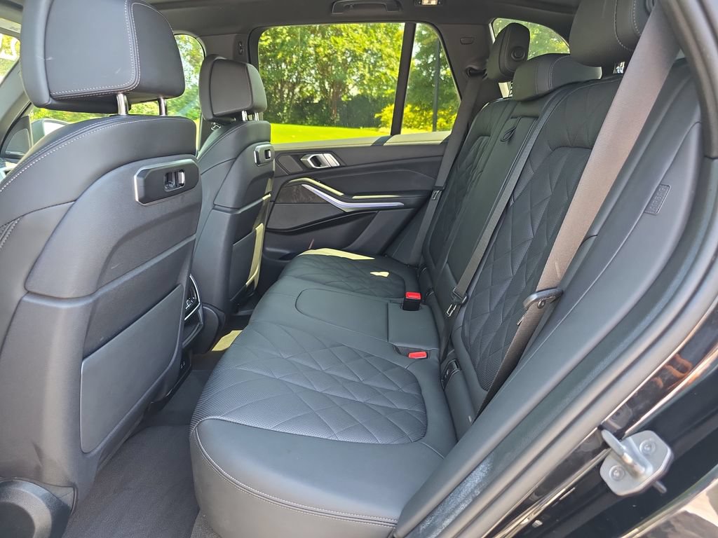 Used 2024 BMW X5 sDrive40i RWD image 11