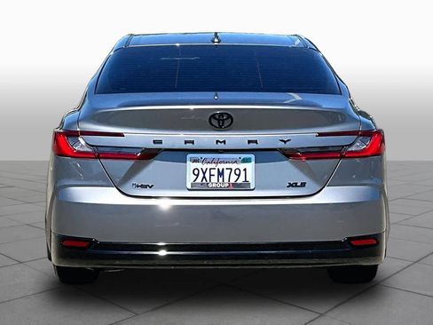 Used 2026 Toyota Camry XLE FWD image 4