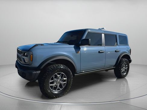 New 2025 Ford Bronco Badlands image 13