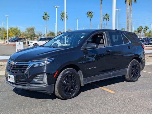 Used 2024 Chevrolet Equinox LT AWD/4WD image 2