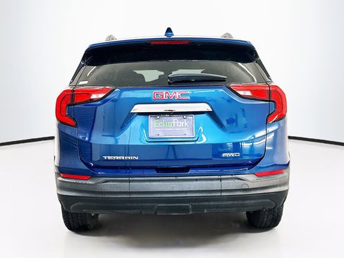 Used 2020 GMC Terrain SLE w/ Driver Convenience Package image 7