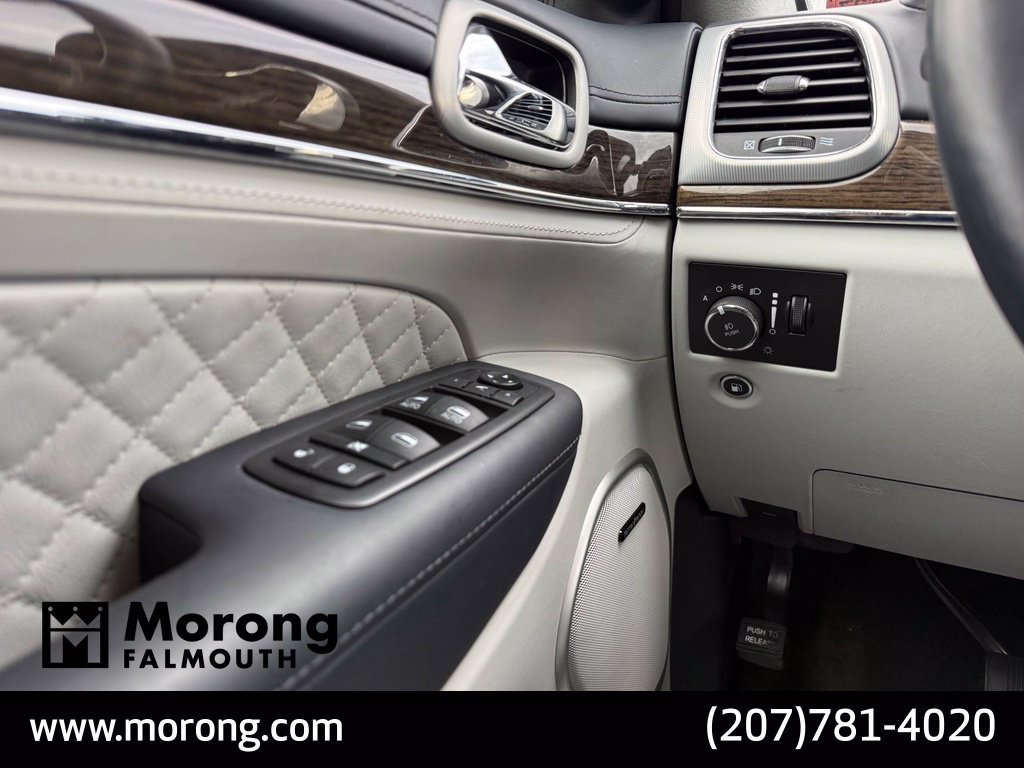 Used 2019 Jeep Grand Cherokee Summit AWD/4WD image 46