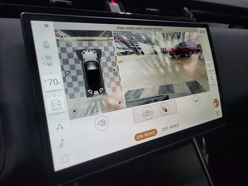 Used 2024 Land Rover Range Rover Velar Dynamic SE image 19