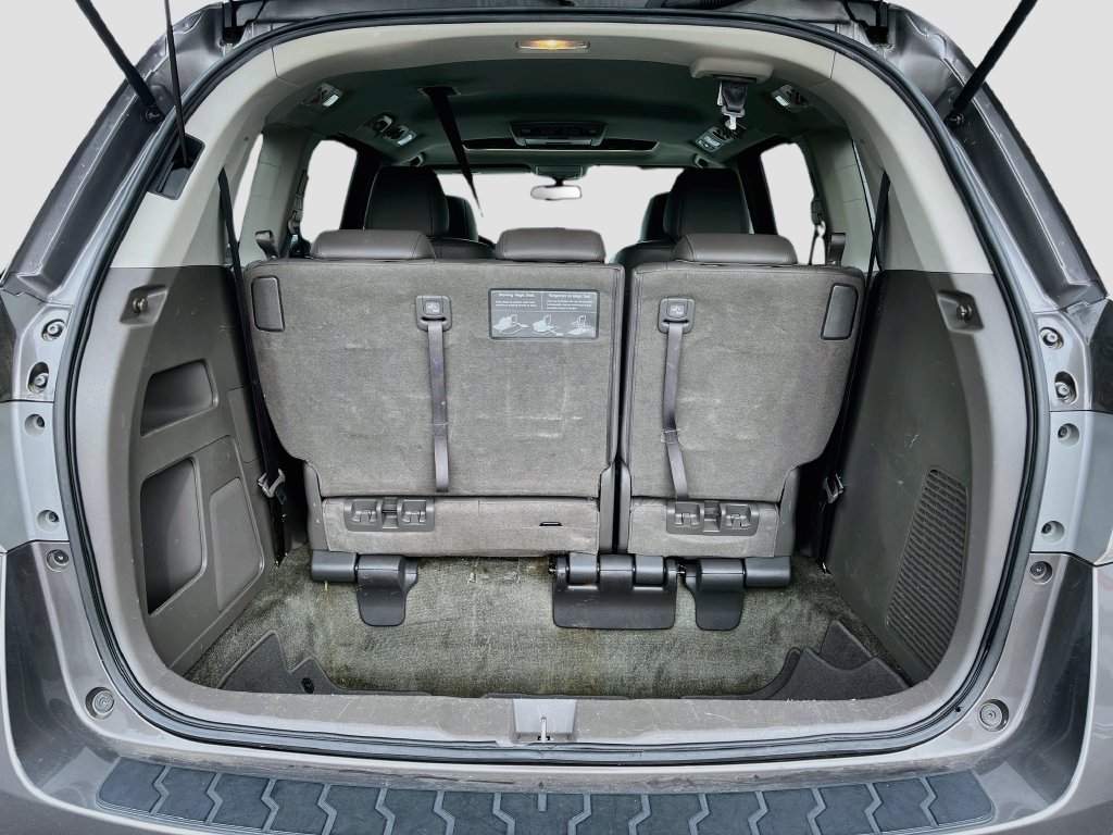 Used 2016 Honda Odyssey Touring image 32