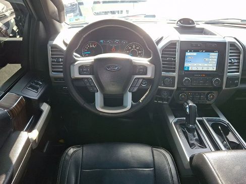 Used 2016 Ford F150 Lariat image 11