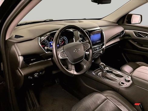 Used 2021 Chevrolet Traverse RS AWD/4WD image 12