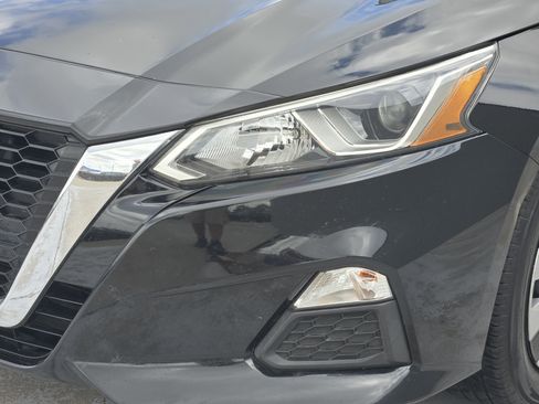 Used 2021 Nissan Altima 2.5 S w/ Driver Assist Package FWD image 11