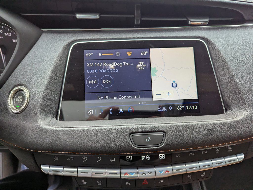 Used 2019 Cadillac XT4 Premium Luxury AWD/4WD image 12